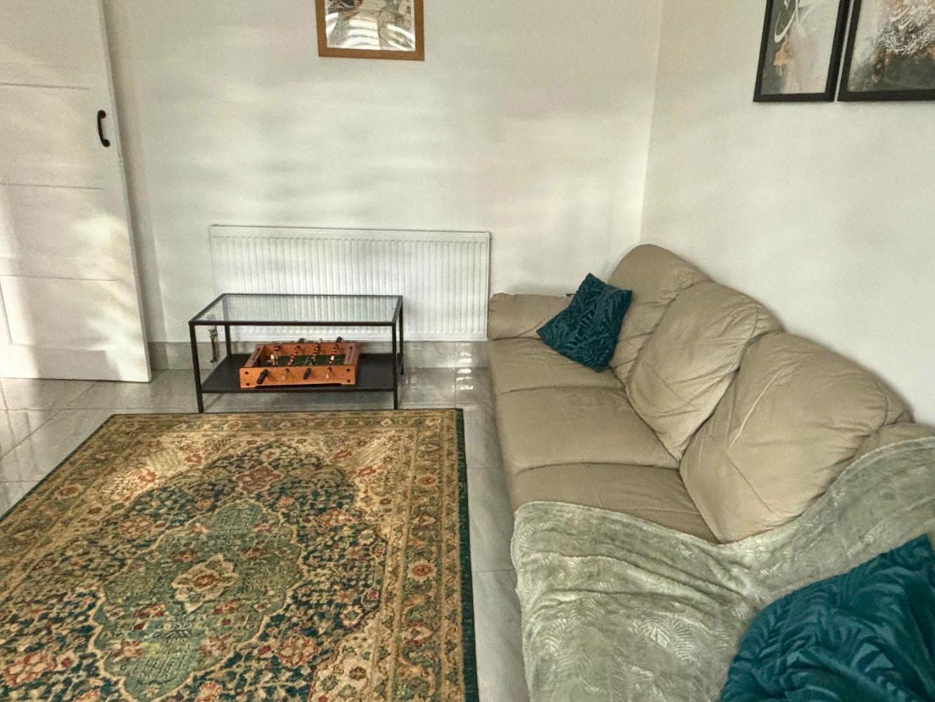 Charming And Cosy London Home, Garden, Parking & Family Fun Mitcham Exterior foto